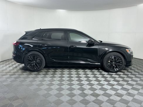 Used 2024 Audi Q8 e-tron Premium Plus w/ Prestige Package AWD/4WD image 10