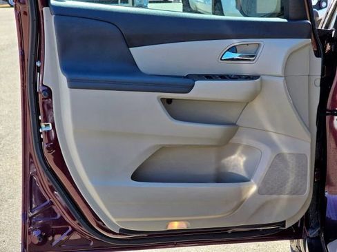 Used 2014 Honda Odyssey EX-L image 28