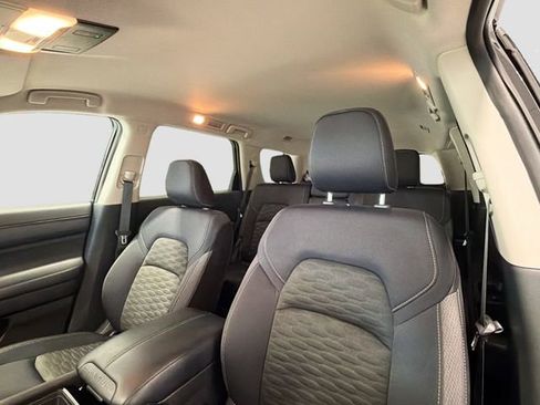 Used 2023 Nissan Pathfinder SV FWD image 19