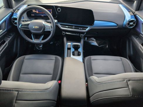 Used 2024 Chevrolet Equinox EV LT w/ LPO, All-Weather Mat Package image 25