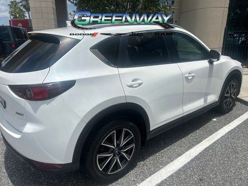 Used 2018 MAZDA CX-5 Touring w/ Preferred Equipment Package FWD image 7