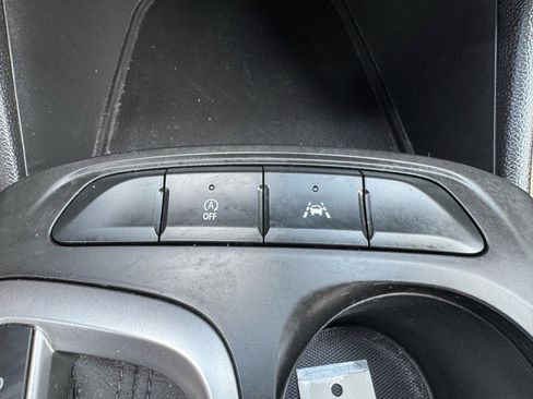 Used 2024 Buick Envista Preferred FWD image 23