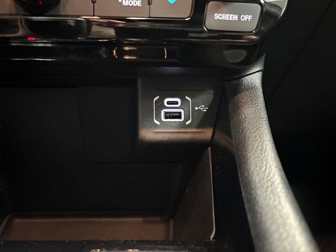 Used 2025 Jeep Compass Trailhawk w/ Trailhawk Elite Group AWD/4WD image 34