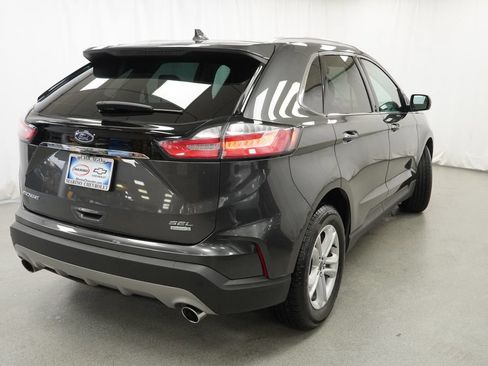 Used 2019 Ford Edge SEL w/ Equipment Group 201A FWD image 3