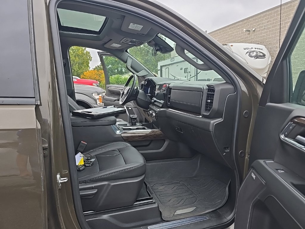 Used 2024 GMC Sierra 1500 Elevation w/ Elevation Premium Package AWD/4WD image 23
