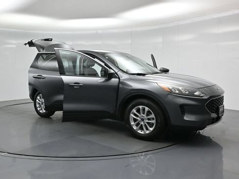 Certified 2022 Ford Escape SE w/ Convenience Package FWD image 32