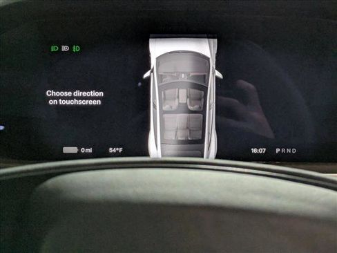 Used 2022 Tesla Model S image 11