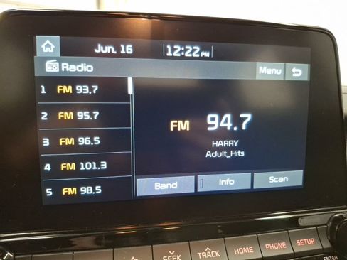 Used 2021 Kia Forte LXS FWD image 23