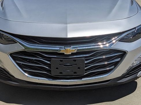Used 2019 Chevrolet Malibu LT w/ Driver Confidence Package II FWD image 9