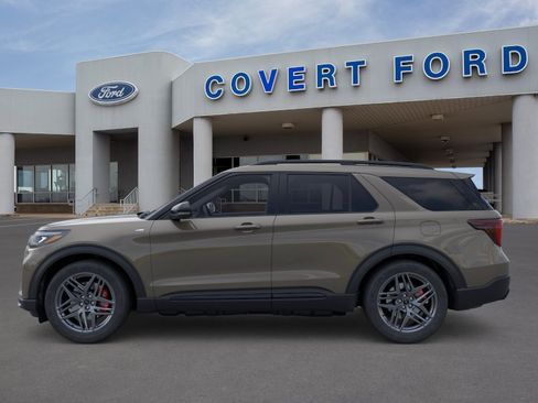 New 2026 Ford Explorer ST-Line RWD image 3