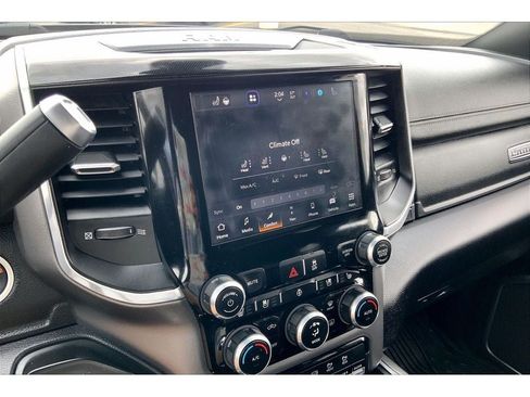 Used 2022 RAM 3500 Laramie AWD/4WD image 7