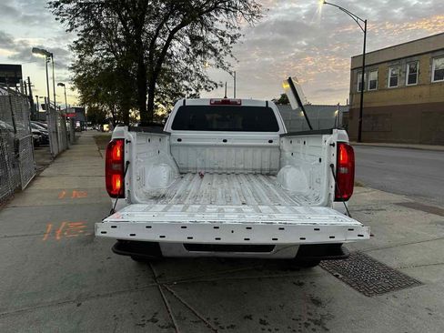 Used 2020 Chevrolet Colorado W/T w/ WT Convenience Package image 14