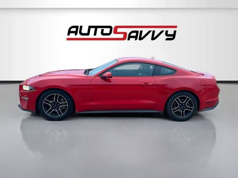 Used 2021 Ford Mustang Premium image 4