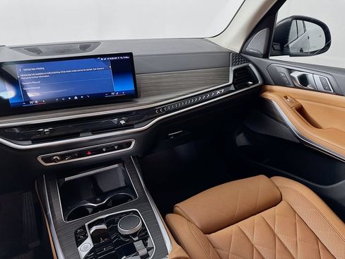 Certified 2024 BMW X7 xDrive40i AWD/4WD image 24
