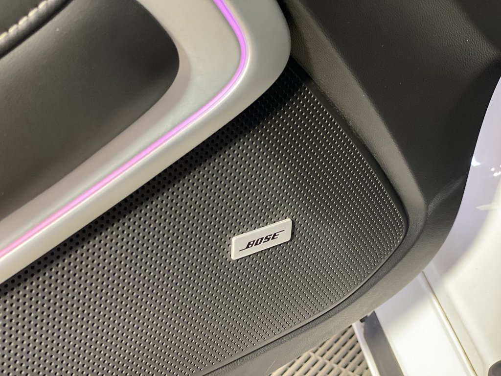 Used 2020 Chevrolet Camaro SS RWD image 29