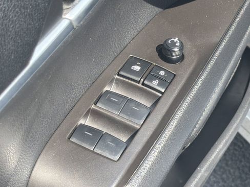 Used 2024 Toyota Camry SE w/ Convenience Package image 16