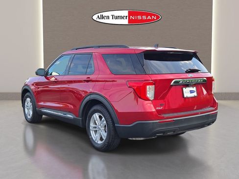 Used 2021 Ford Explorer XLT RWD image 8
