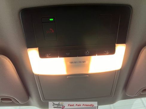 Used 2025 Nissan Altima 2.5 SV FWD image 48
