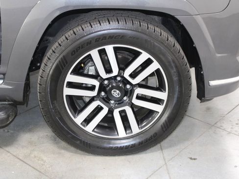 Used 2022 Toyota 4Runner Limited image 13