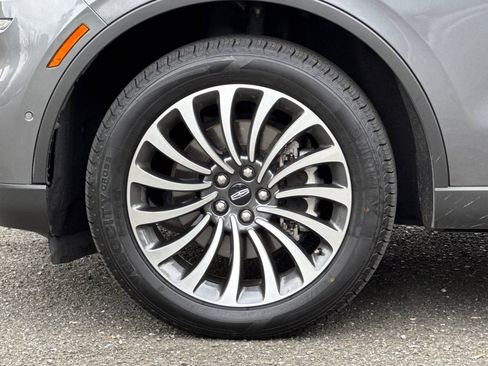 Used 2023 Lincoln Aviator Reserve w/ Equipment Group 201A RWD image 26