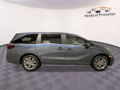 New 2026 Honda Odyssey Touring image 2