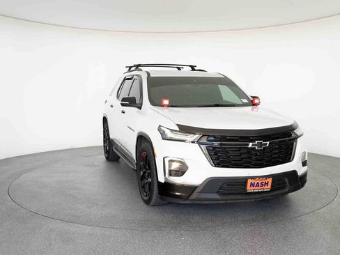 Used 2023 Chevrolet Traverse Premier w/ Redline Edition image 3