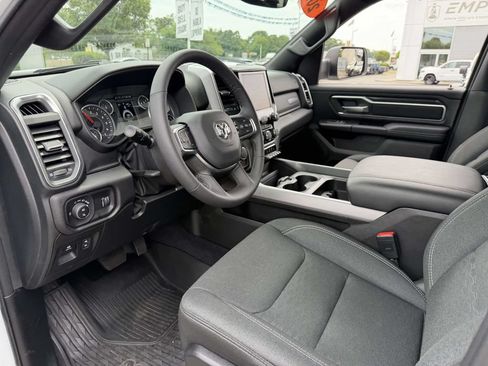 Used 2025 RAM 1500 Big Horn AWD/4WD image 15
