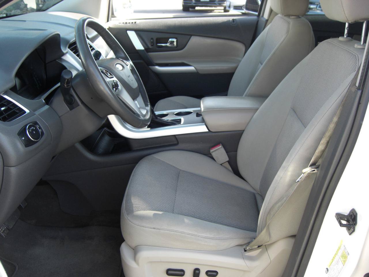 Used 2013 Ford Edge SEL AWD/4WD image 18