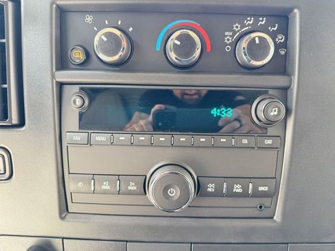 New 2025 Chevrolet Express 2500 Work Van w/ Driver Convenience Package image 11