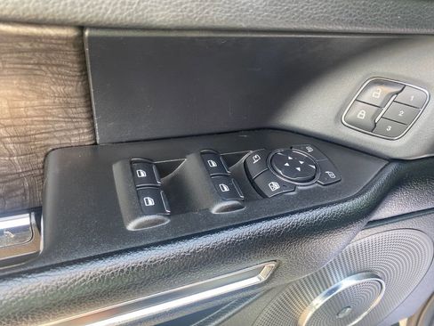 Used 2021 Ford Expedition Max Limited AWD/4WD image 12