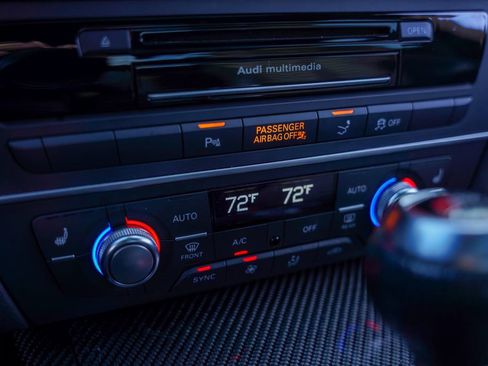 Used 2015 Audi RS 7 Prestige image 24