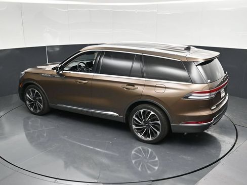 Used 2022 Lincoln Aviator Reserve w/ Equipment Group 201A AWD/4WD image 53