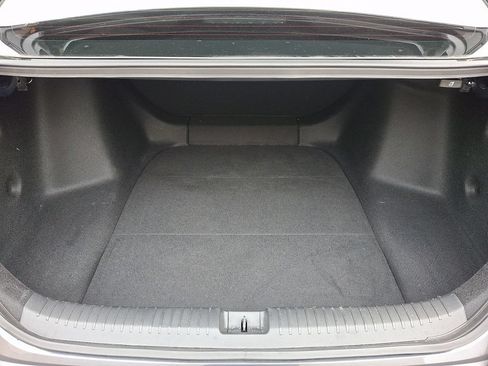 Used 2025 Honda Accord LX image 28