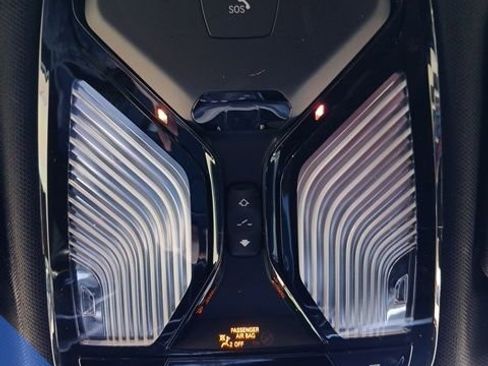 Used 2022 BMW X5 sDrive40i w/ M Sport Package image 31