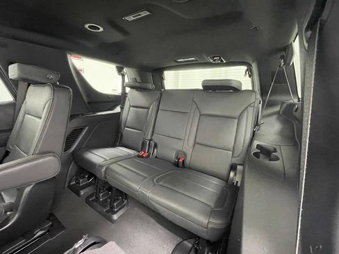 Used 2025 GMC Yukon Denali AWD/4WD image 14