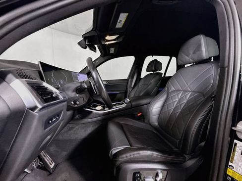 Used 2024 BMW X5 xDrive40i w/ Executive Package AWD/4WD image 11