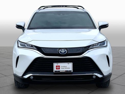 Used 2024 Toyota Venza XLE AWD/4WD image 4