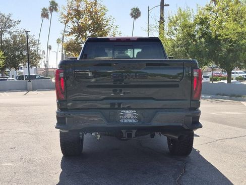 New 2026 GMC Sierra 2500 Denali w/ Denali Reserve Package AWD/4WD image 5