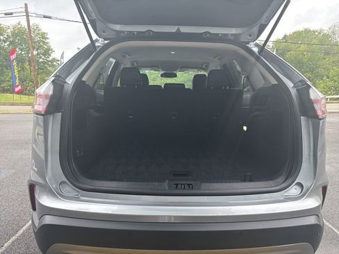 Used 2024 Ford Edge SEL image 18