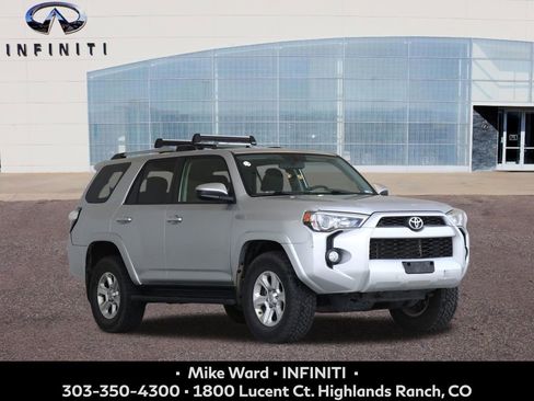 Used 2019 Toyota 4Runner SR5 AWD/4WD image 8