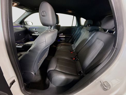 Used 2025 Mercedes-Benz GLA 250 image 25