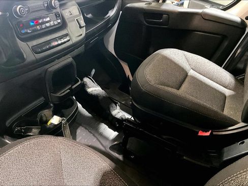 Used 2023 RAM ProMaster 2500 FWD image 14