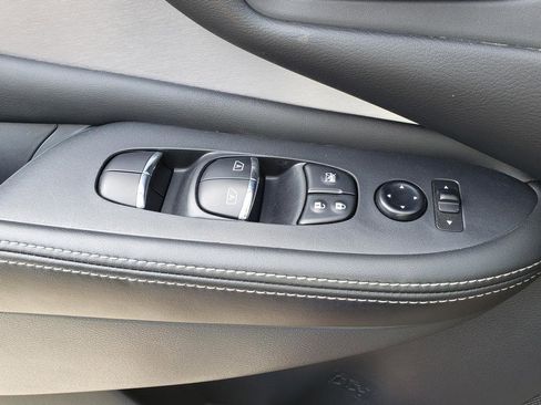 Certified 2023 Nissan Murano SL w/ Cargo Package image 30