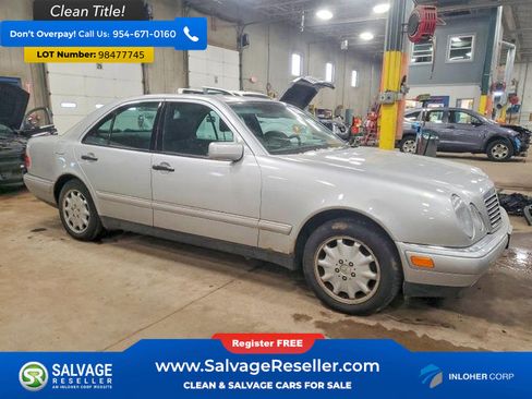 Used 1999 Mercedes-Benz E 320 4MATIC Sedan image 5