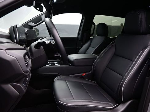 Used 2026 Chevrolet Silverado EV LT image 8