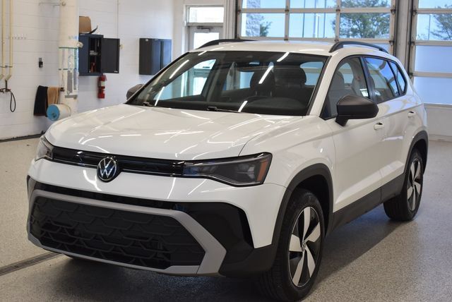 Used 2025 Volkswagen Taos S AWD/4WD image 9
