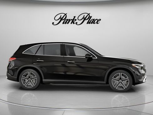 Certified 2026 Mercedes-Benz GLC 300 4MATIC image 31