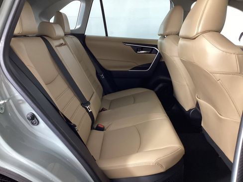Used 2023 Toyota RAV4 XLE Premium AWD/4WD image 24