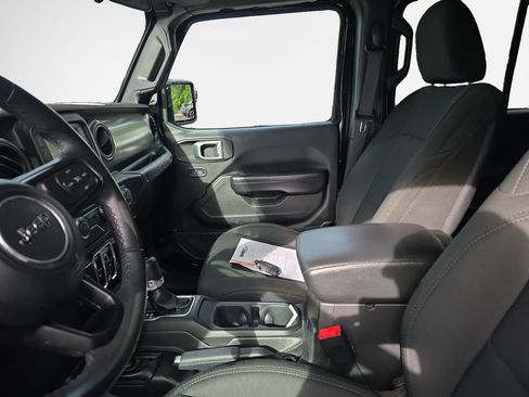 Used 2019 Jeep Wrangler Unlimited Sport S AWD/4WD image 12