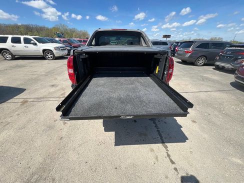 Used 2007 Chevrolet Avalanche LTZ w/ LTZ Preferred Equipment Group AWD/4WD image 9